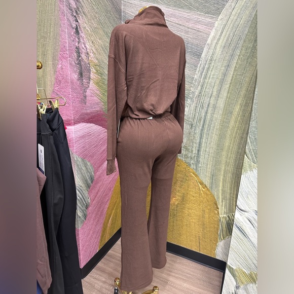 Zip up flare set Brown - Picture 2 of 4